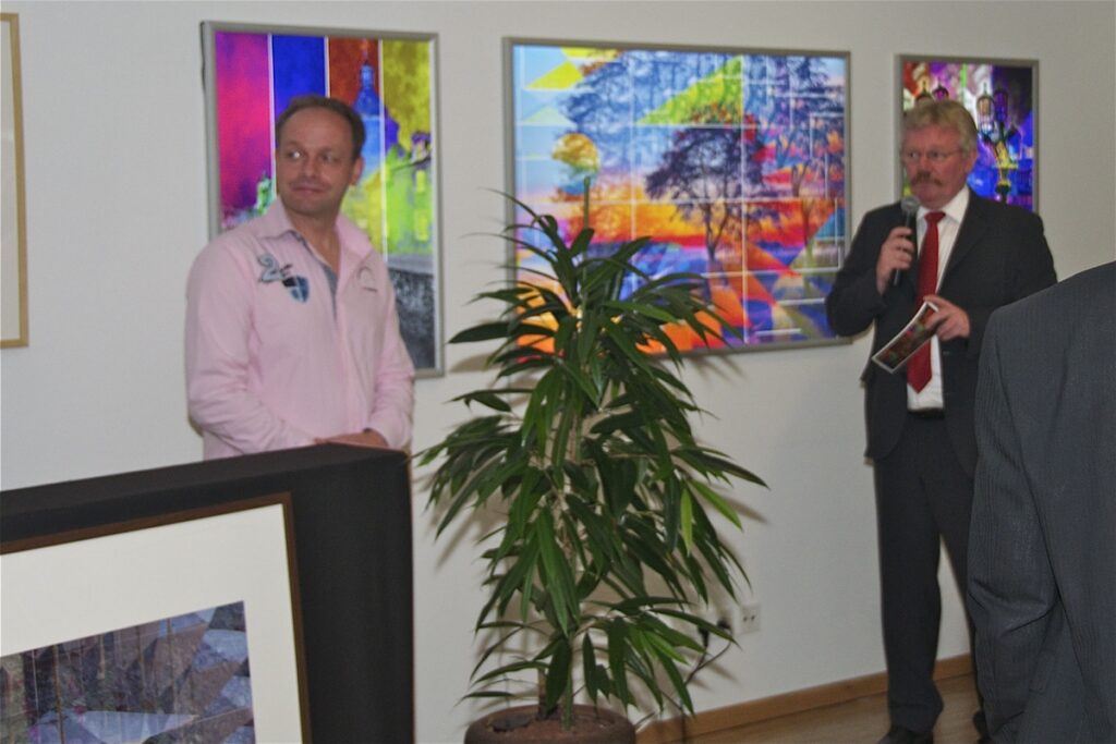 Kunstausstellung Platux und Bürgermeister Nebelo